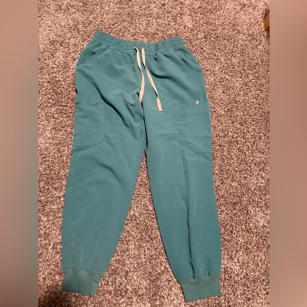 Figs high wasted scrub pants